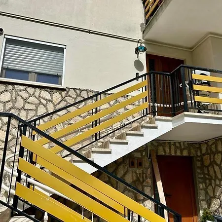 Апартаменты L'oasi D'abruzzo A *